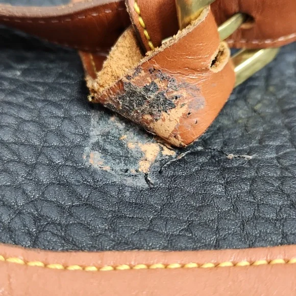 Vintage Dooney & Bourke Bucket Bag - Picture 11 of 16